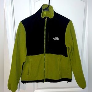 THE NORTH FACE Denali Fleece Jacket - Women’s Size S